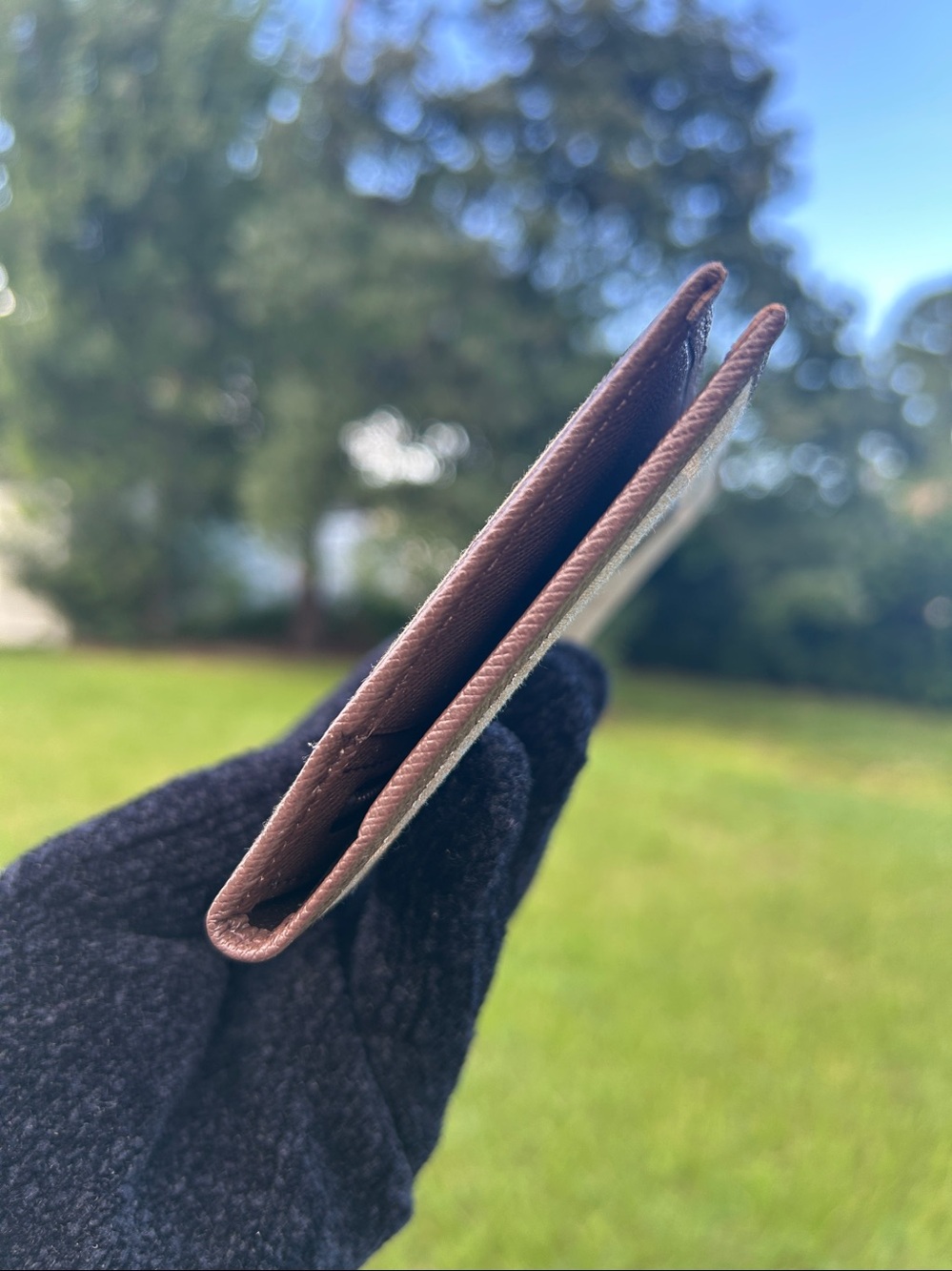 Burberrys bifold long wallet - Picture 10 of 13
